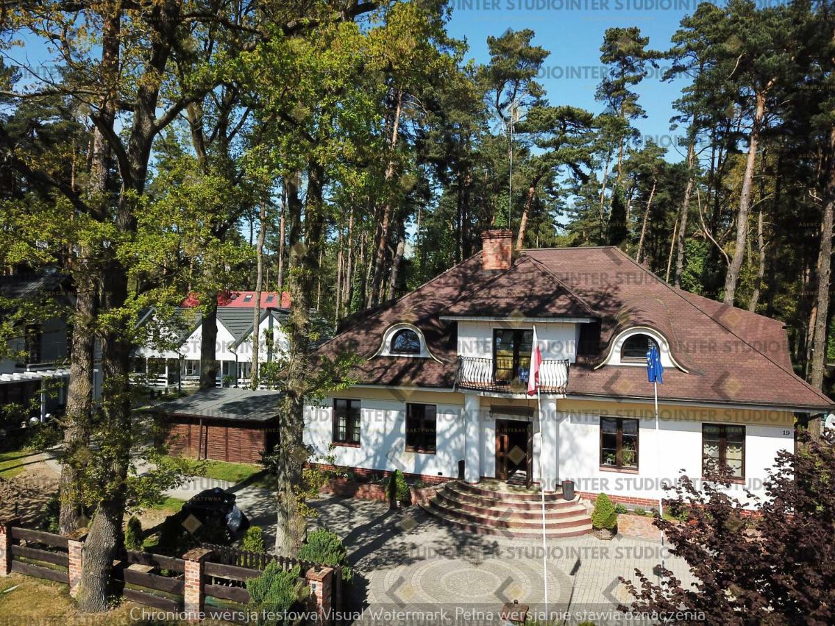 Goscinny Dworek Pobierowo Kültér fotó